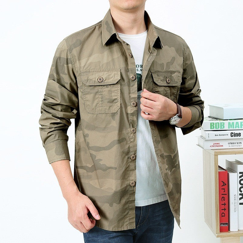 Men’s utility shirt jacket with flap chest pockets and a straight cut