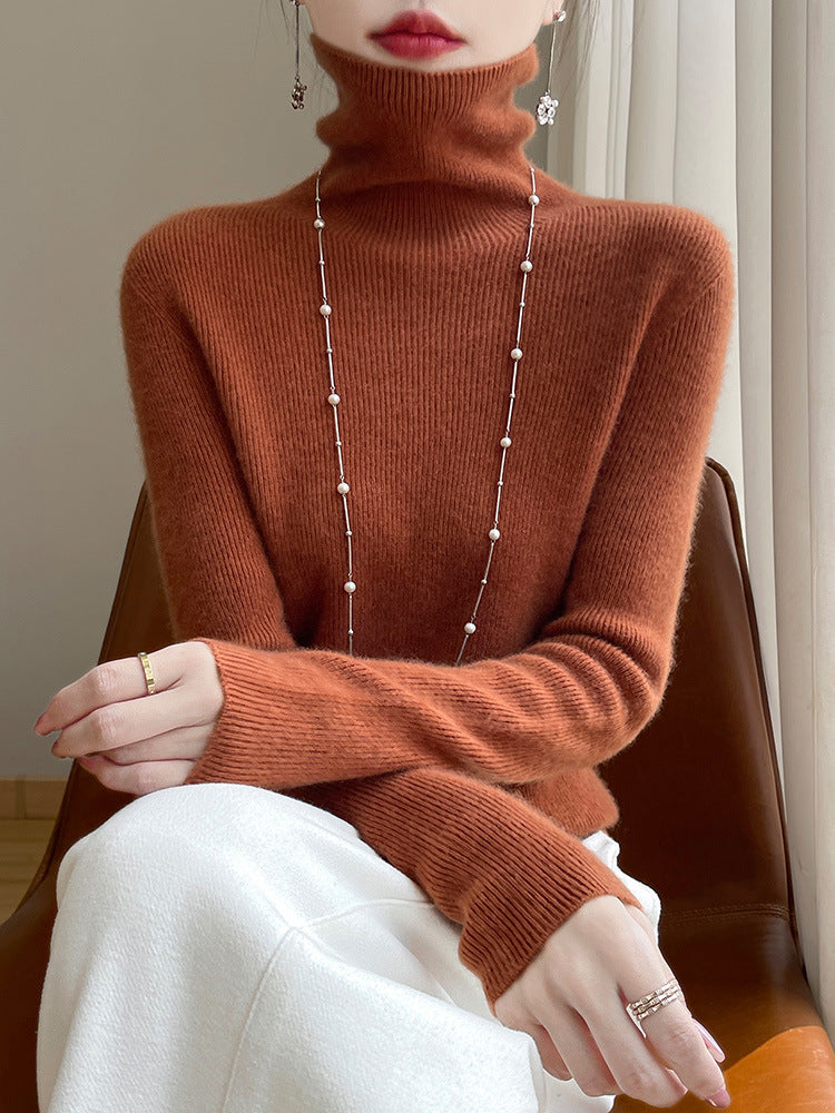 Women's slim-fit turtleneck sweater