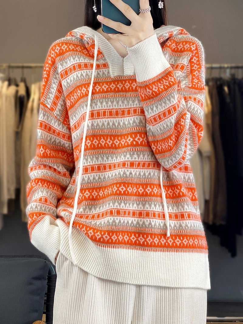 Women's oversized hoodie with V-neck and drawstring