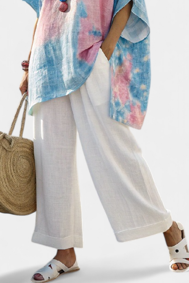 Valentina – Top in comfortable, essential linen and striped bamboo trousers