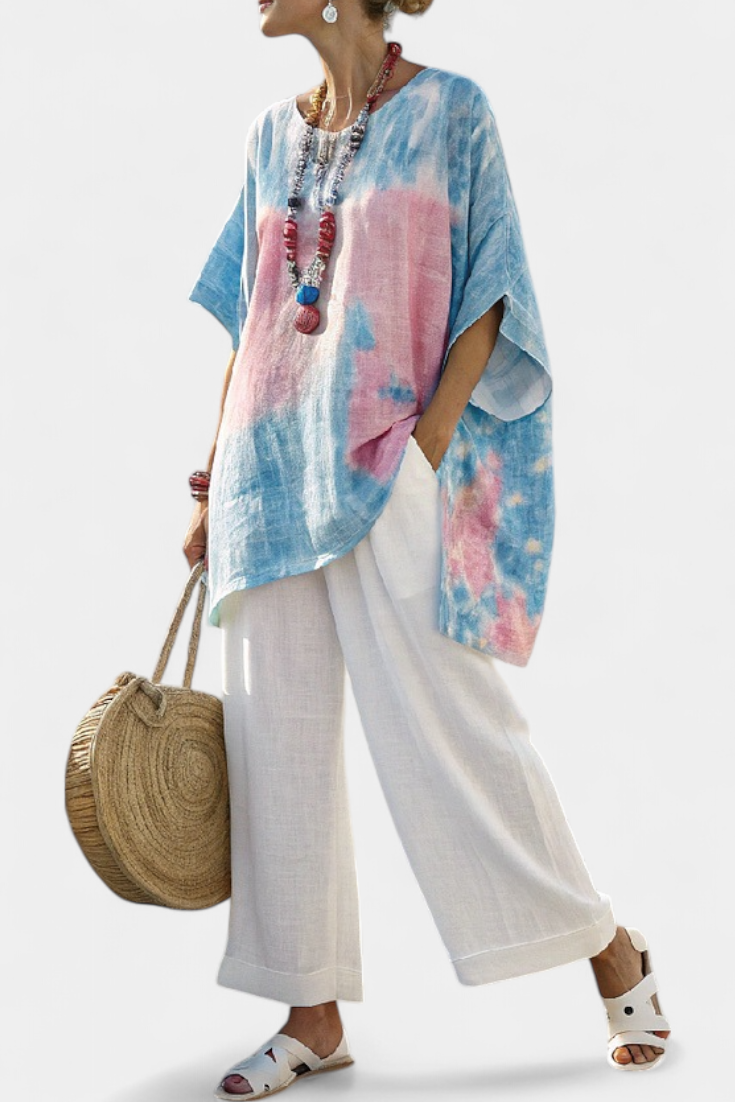 Valentina – Top in comfortable, essential linen and striped bamboo trousers