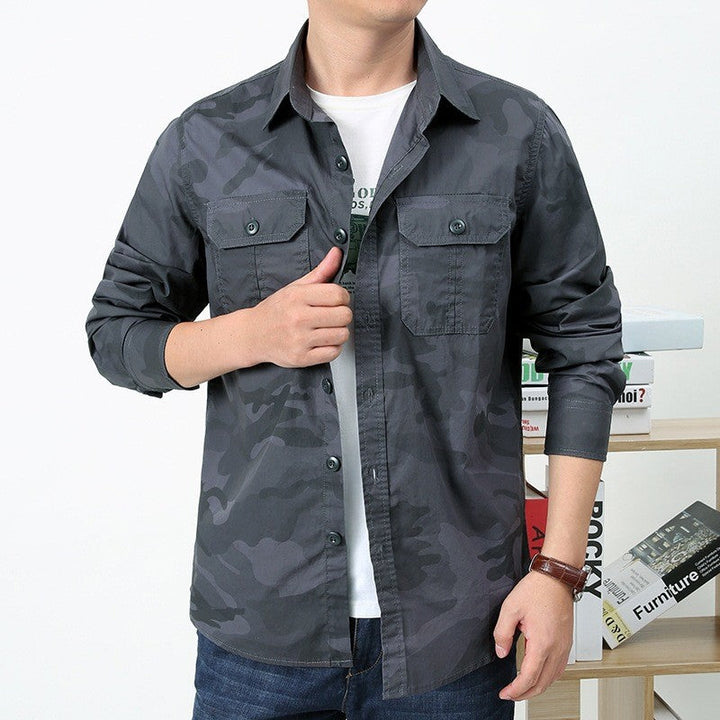 Men’s utility shirt jacket with flap chest pockets and a straight cut