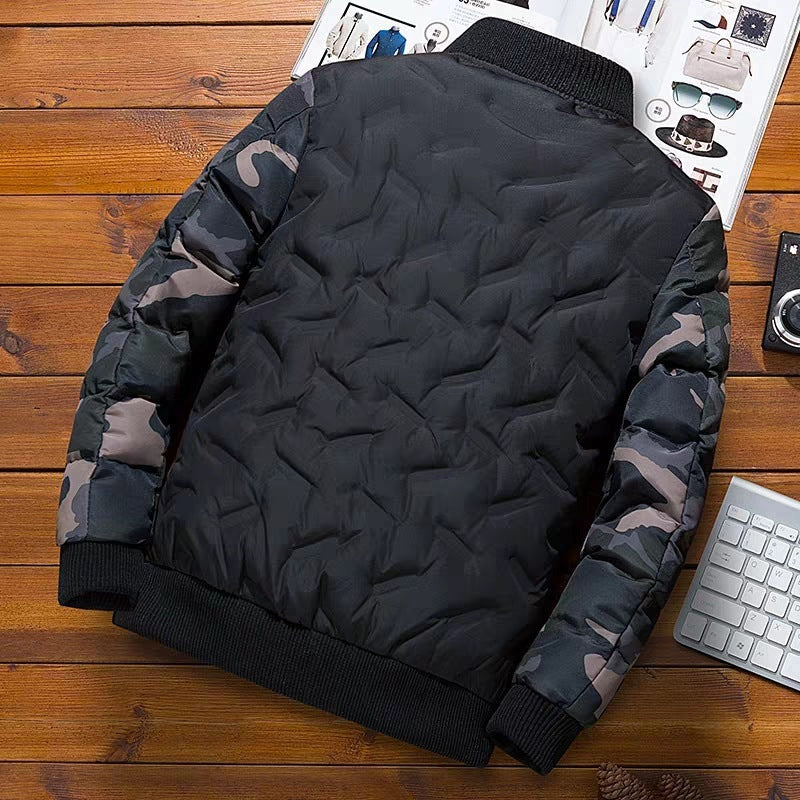 Men's bomber jacket with long sleeves and pockets