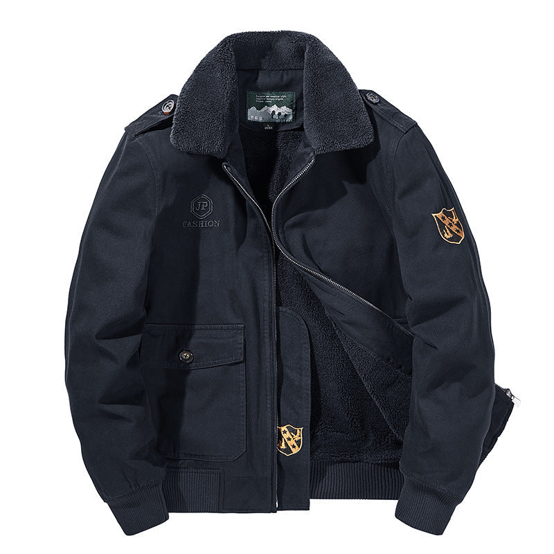 Men’s long-sleeve jacket with buttons and pockets