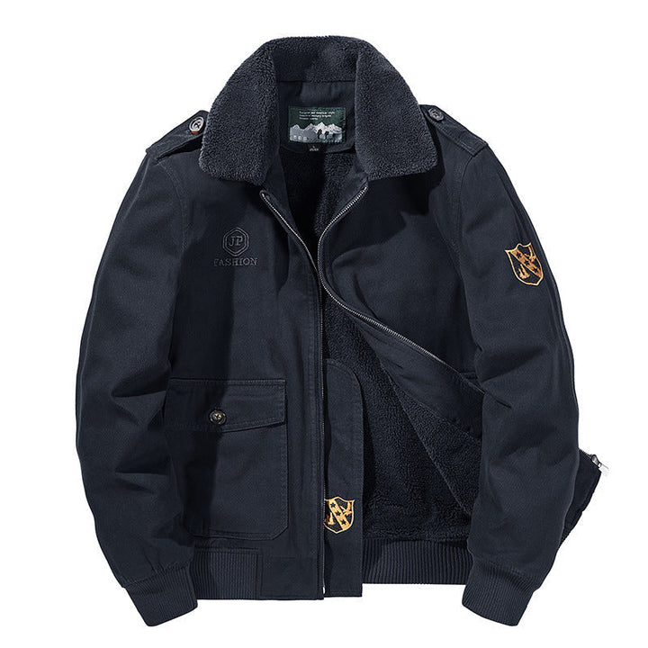Men’s long-sleeve jacket with buttons and pockets