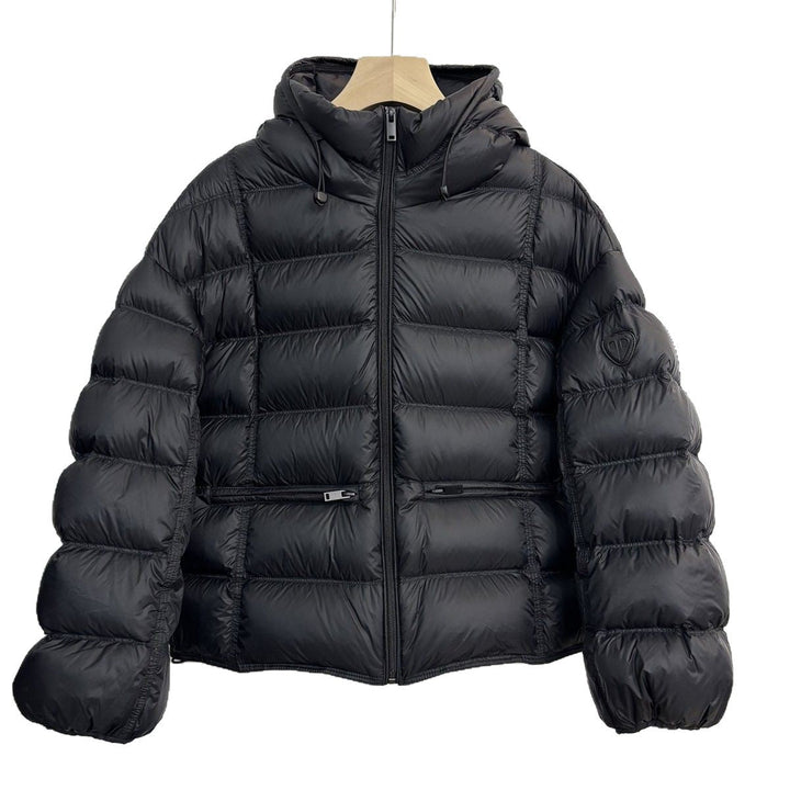 Women’s cropped thermal quilted jacket with hood and zippered pockets