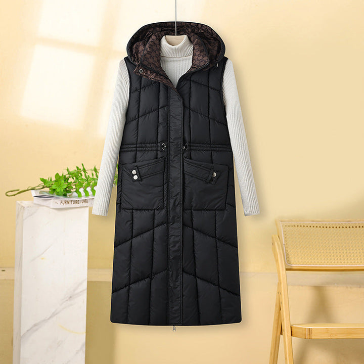 Women’s long sleeveless quilted thermal coat with hood and multifunctional pockets