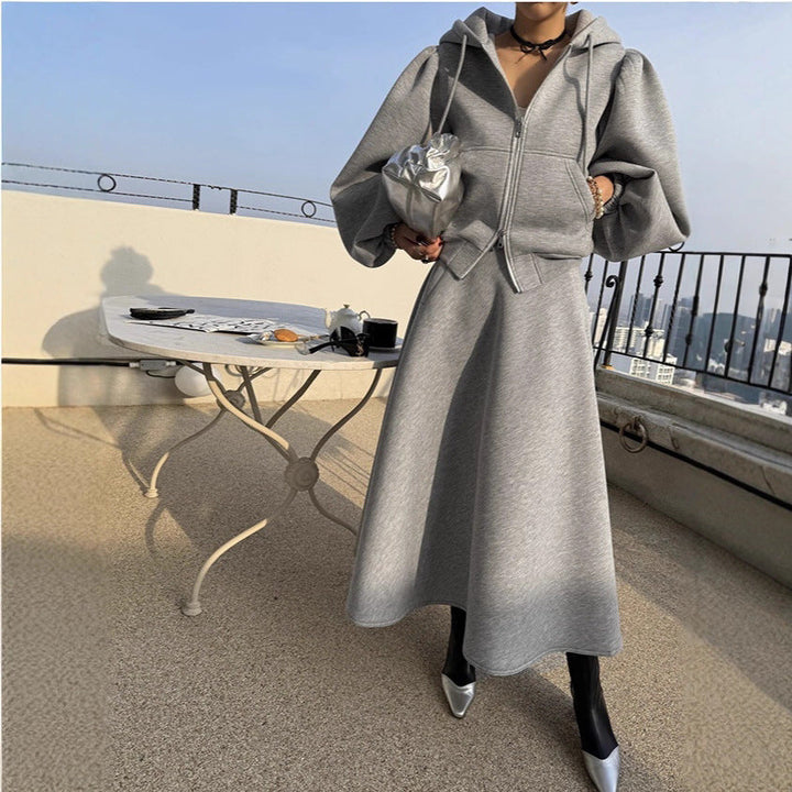 Women's sweatshirt set with balloon sleeves and a flared midi skirt