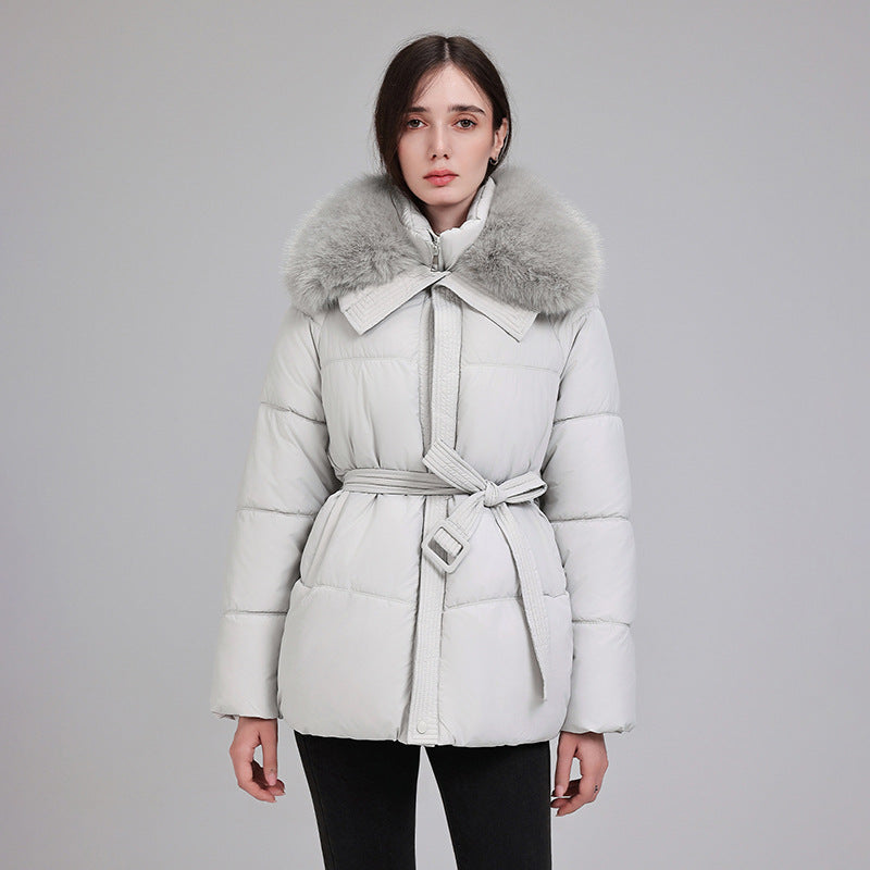Women’s short quilted coat with detachable faux-fur collar and belt