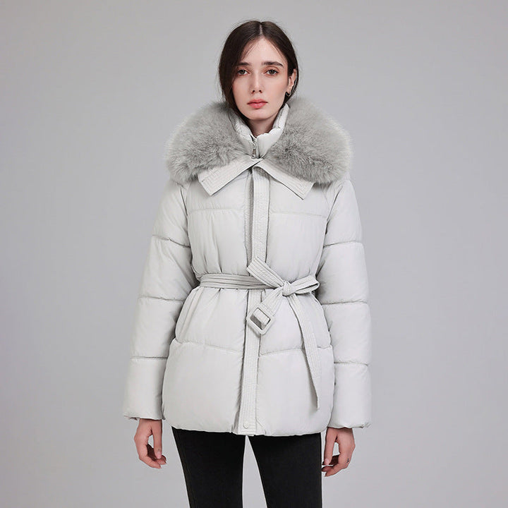 Women’s short quilted coat with detachable faux-fur collar and belt