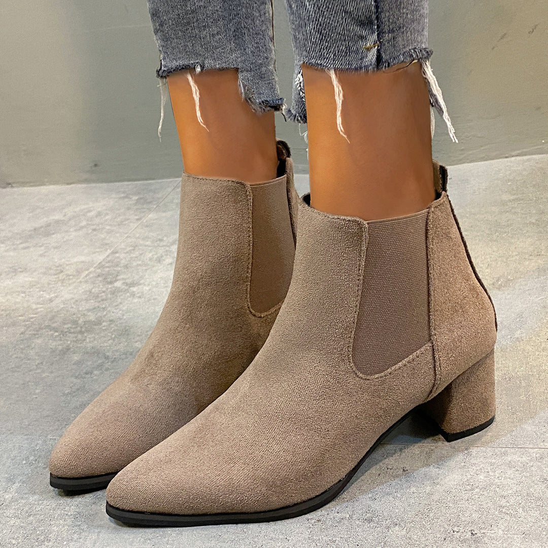 Women’s ankle boots with non-slip soles and a comfortable fit