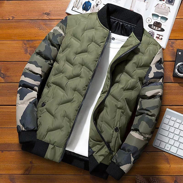 Men's bomber jacket with long sleeves and pockets