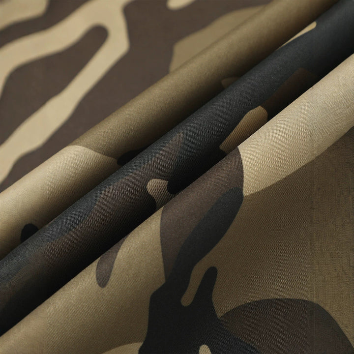 Men’s camouflage jacket with a hood and pockets