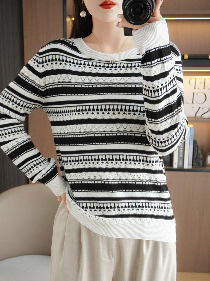 Women's crew-neck sweater with stripes