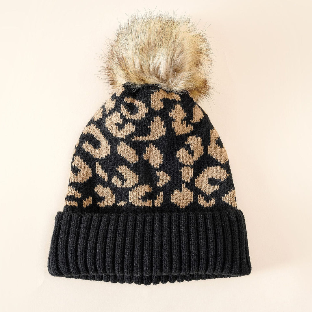 Damen Strickmütze mit Leopardenmuster und Kunstfell-Pompon