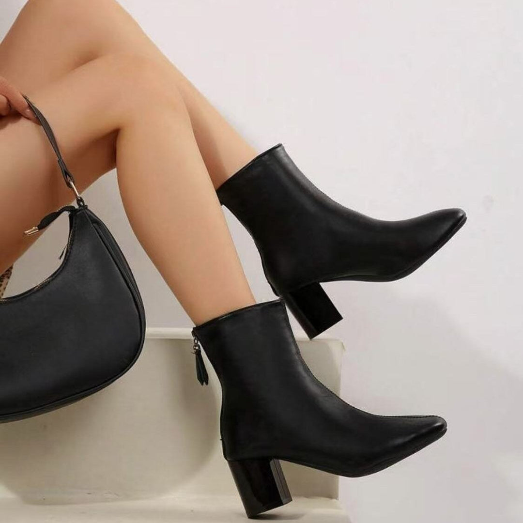 Women’s ankle boots with a zipper and moderate block heel