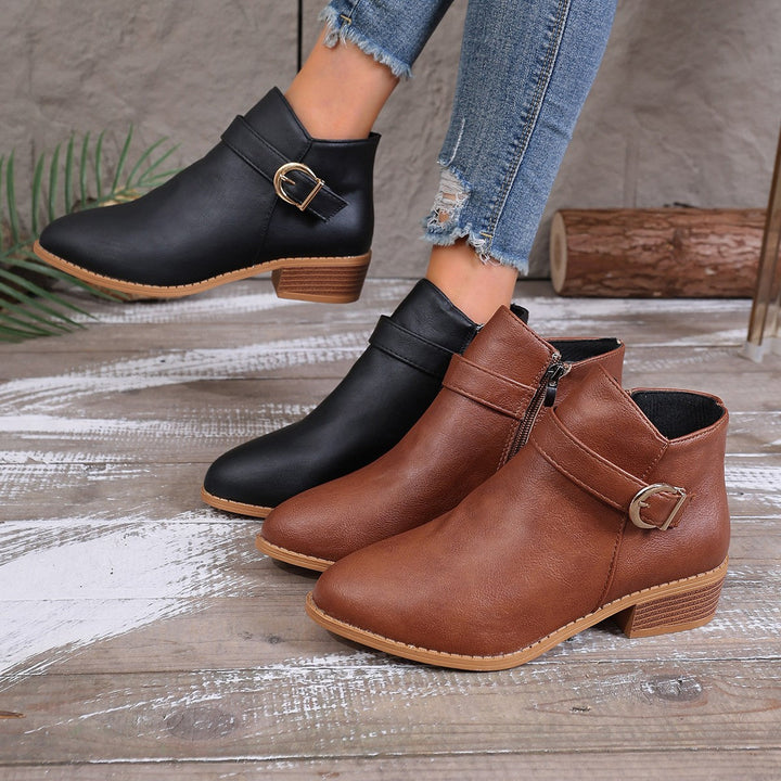 Women’s ankle boots with a cushioned footbed and practical zipper