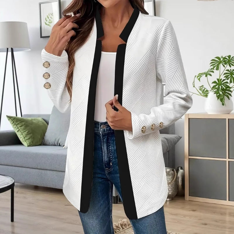 Women's blazer jacket with a tailored fit and contrasting collar