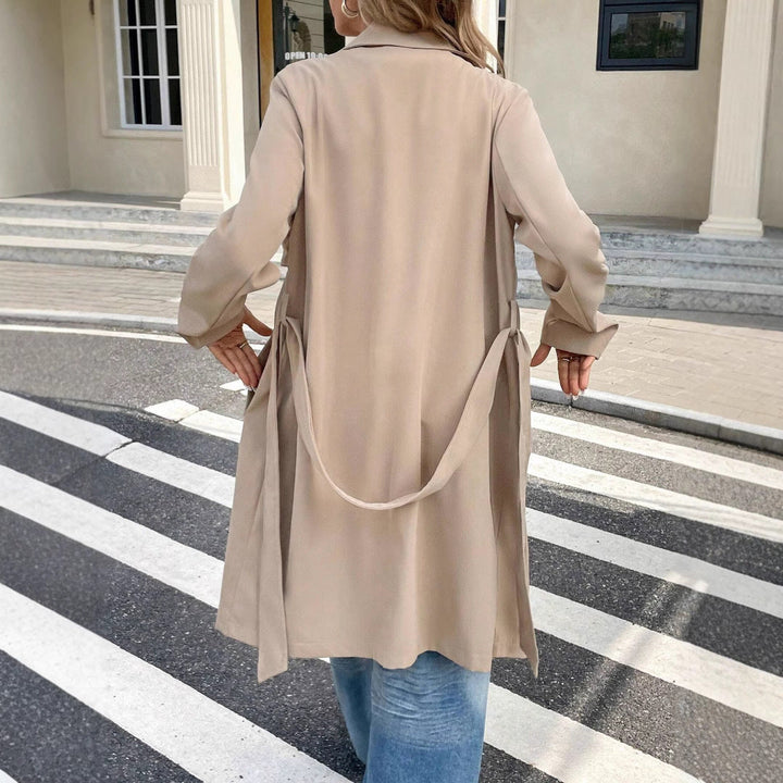 Women's trench coat with button placket and practical pockets
