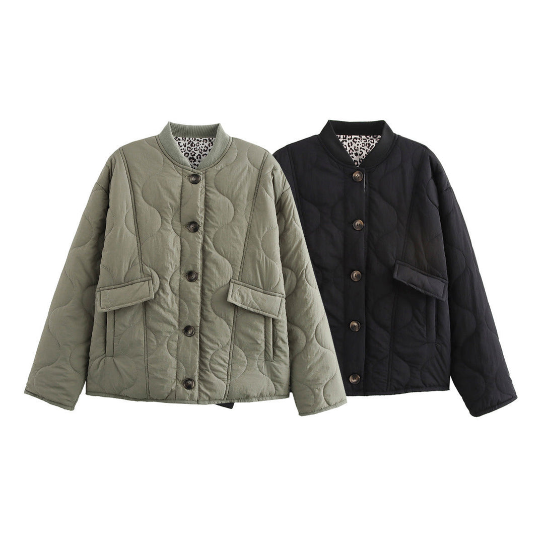 Women's long-sleeve crew-neck cardigan with buttons and pockets