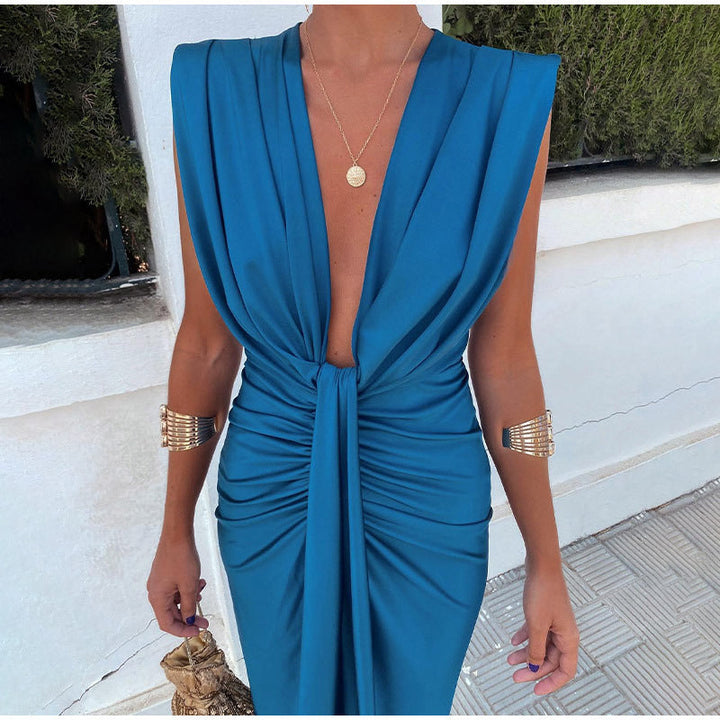 Isabella | Evening dress with deep neckline