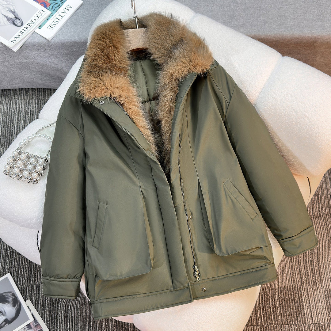Women’s mid-length winter parka with detachable faux-fur collar