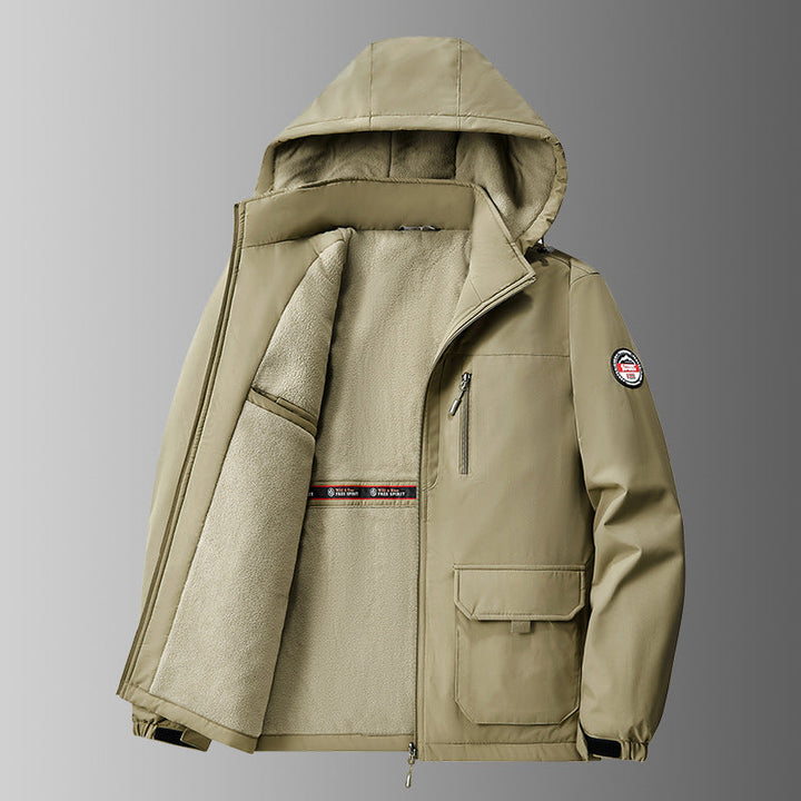 Men’s lined softshell winter jacket with hood and multifunctional pockets