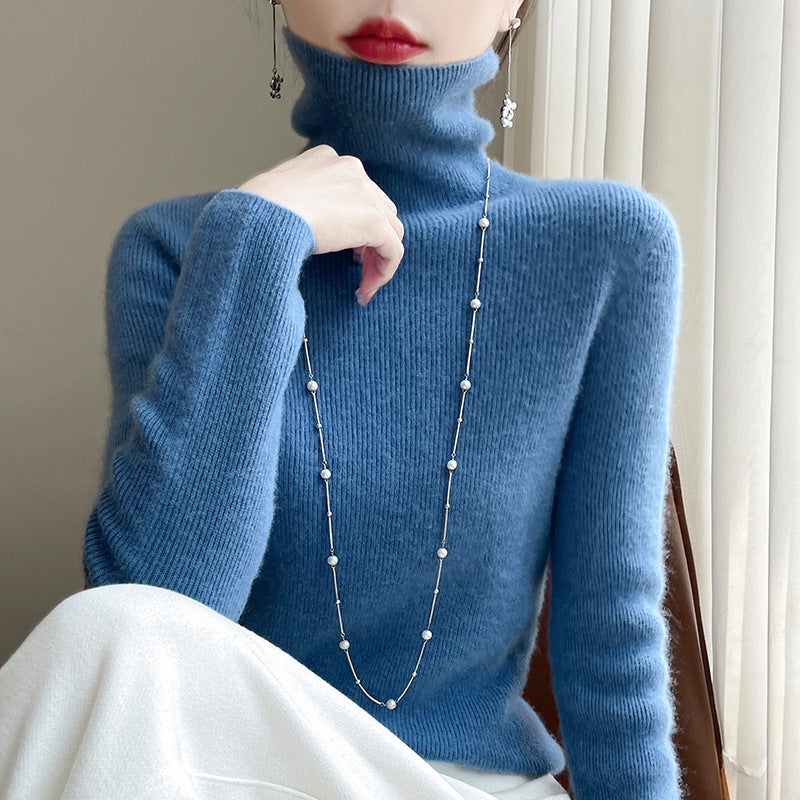 Women's slim-fit turtleneck sweater