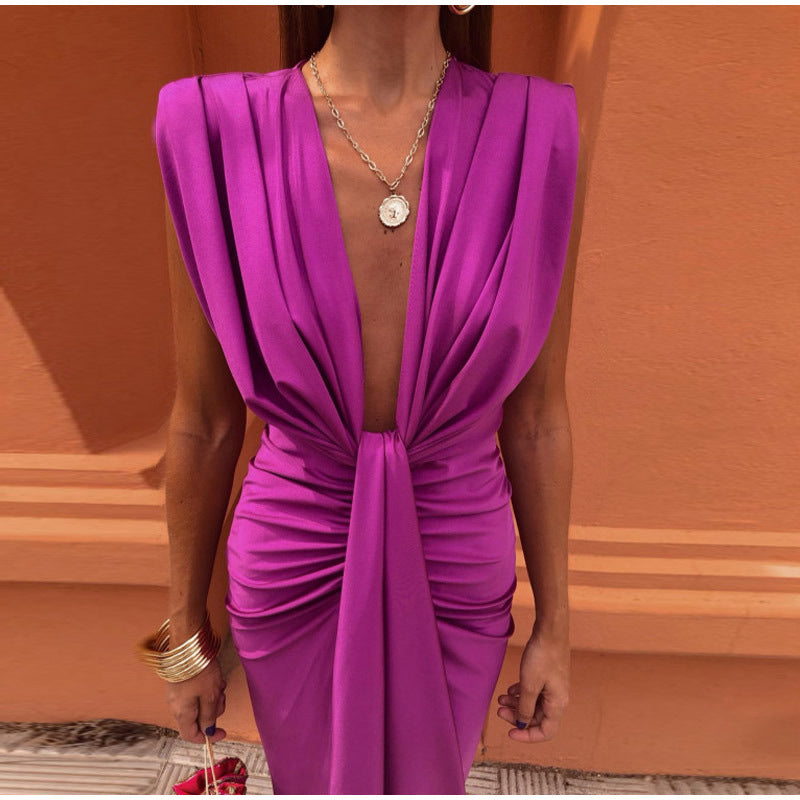 Isabella | Evening dress with deep neckline
