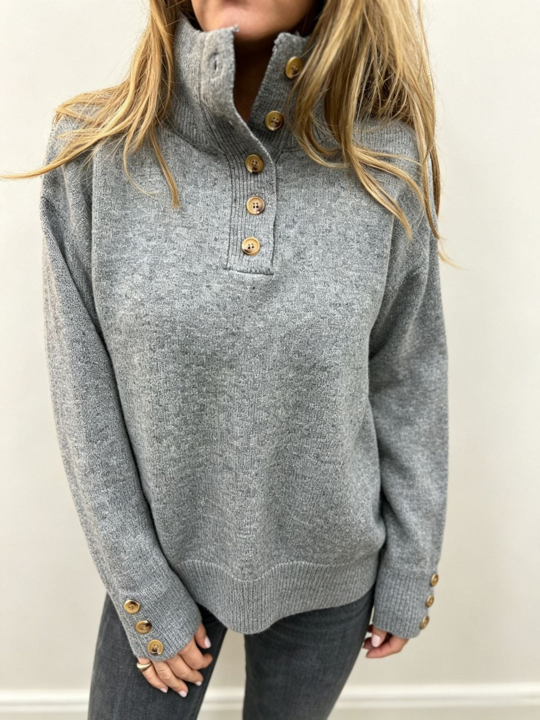 Maja | Women's Long-Sleeve Pullover with Buttons