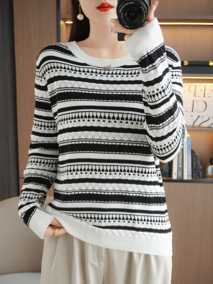 Women's crew-neck sweater with stripes
