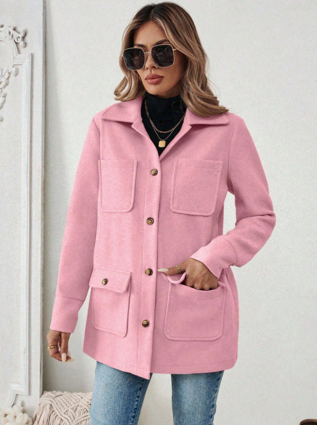 Women's utility jacket with practical pockets