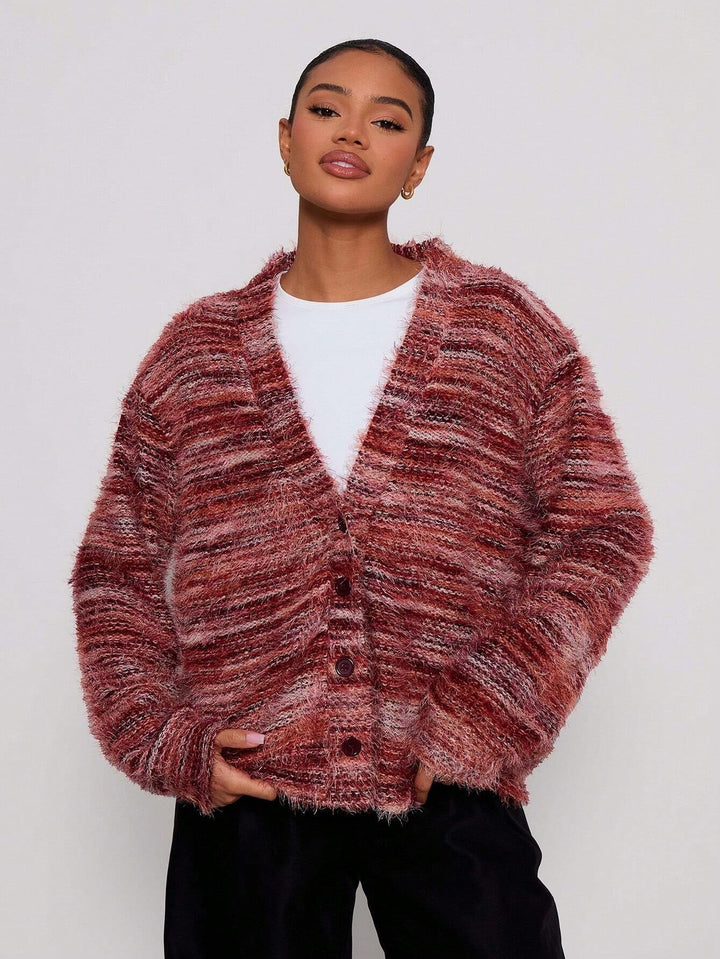Women's oversized long-sleeve pullover