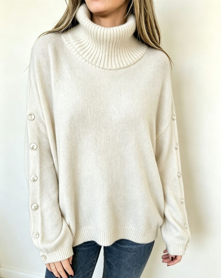 Mara | Women's Oversized Long-Sleeve Turtleneck Sweater with Buttons