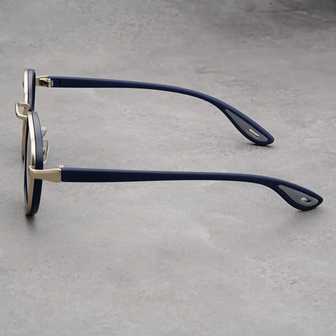 Carson - Elegant Sunglasses