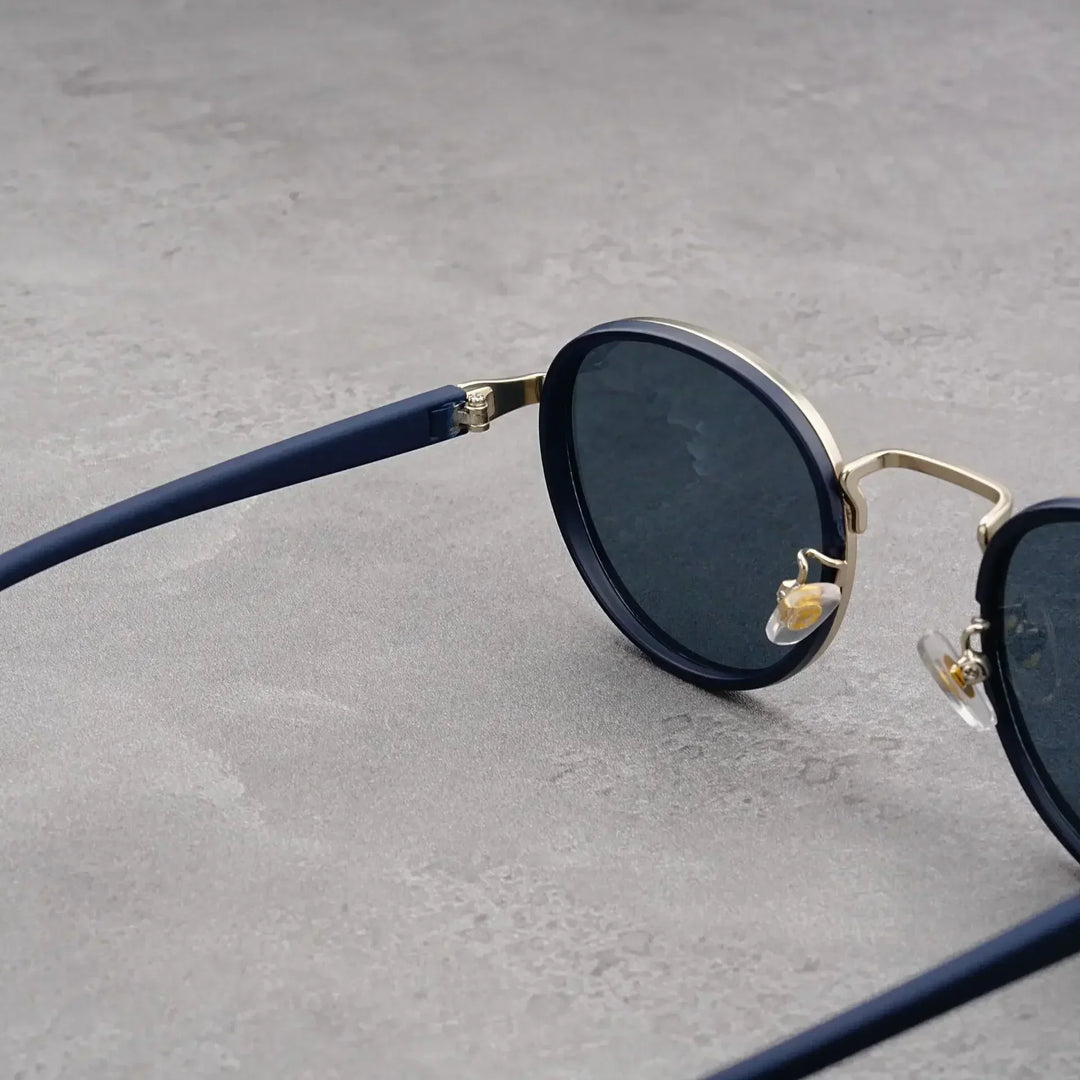 Carson - Elegant Sunglasses