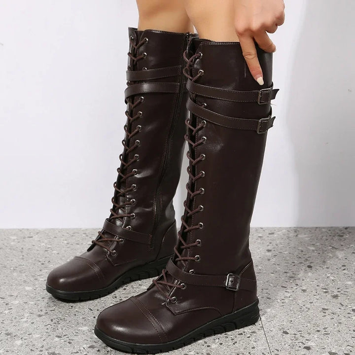 Women's lace-up boots with belt