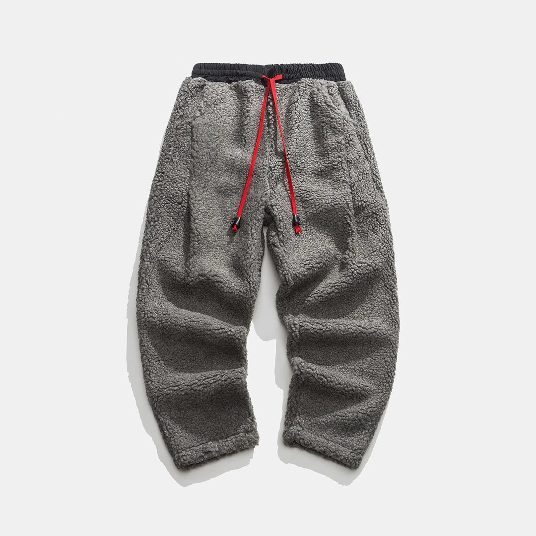 Men’s sweatpants with drawstring and pockets
