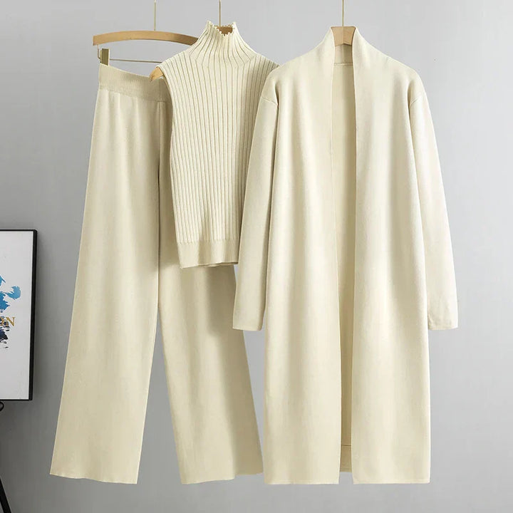 Lucia - 3-Piece Classic Outfit