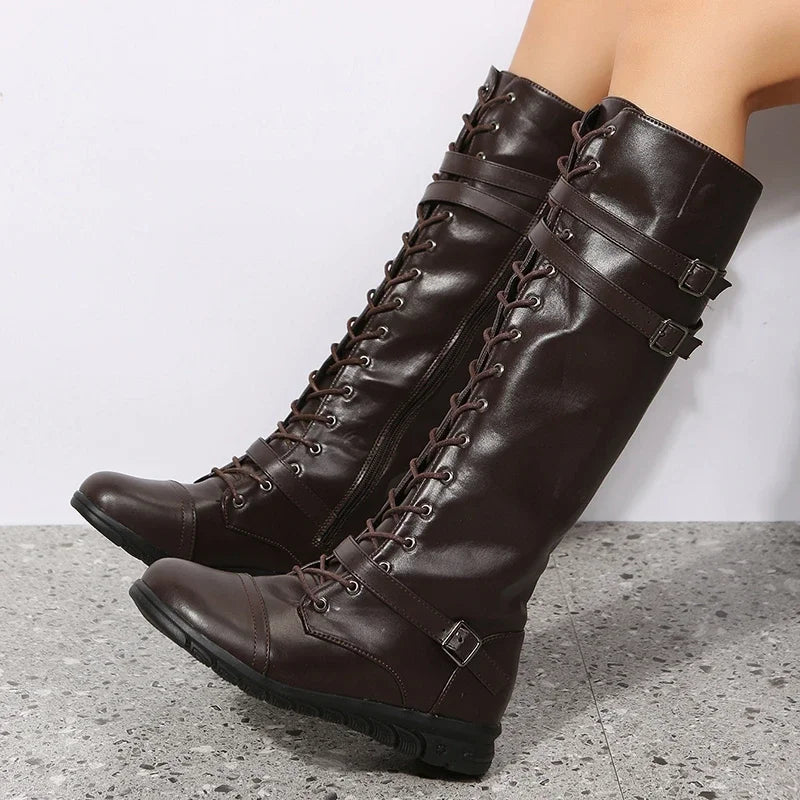 Women's lace-up boots with belt