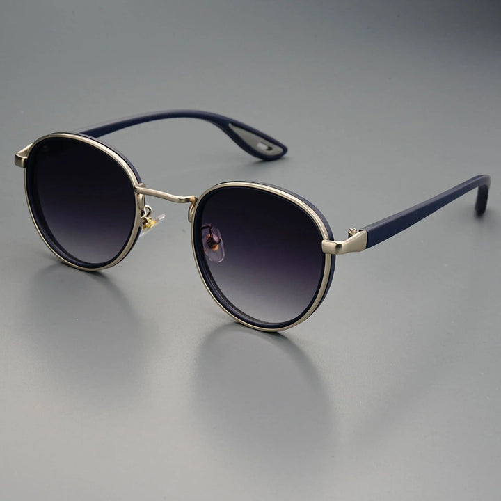 Carson - Elegant Sunglasses