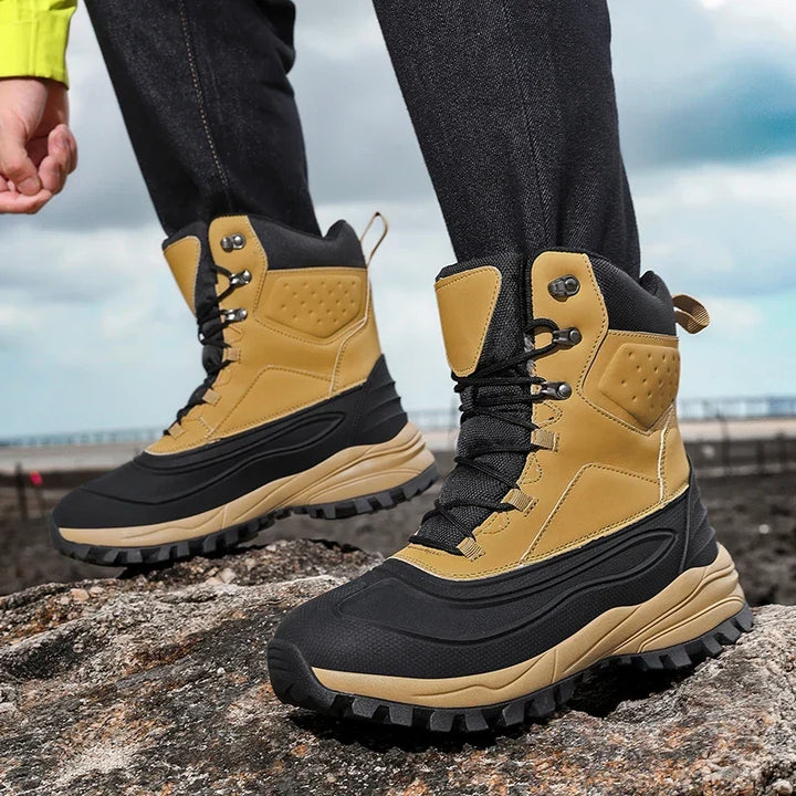 Men's lace-up high-top snow boots
