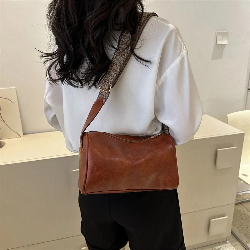 Bergfrid | Stylish Shoulder Bag with Modern Strap