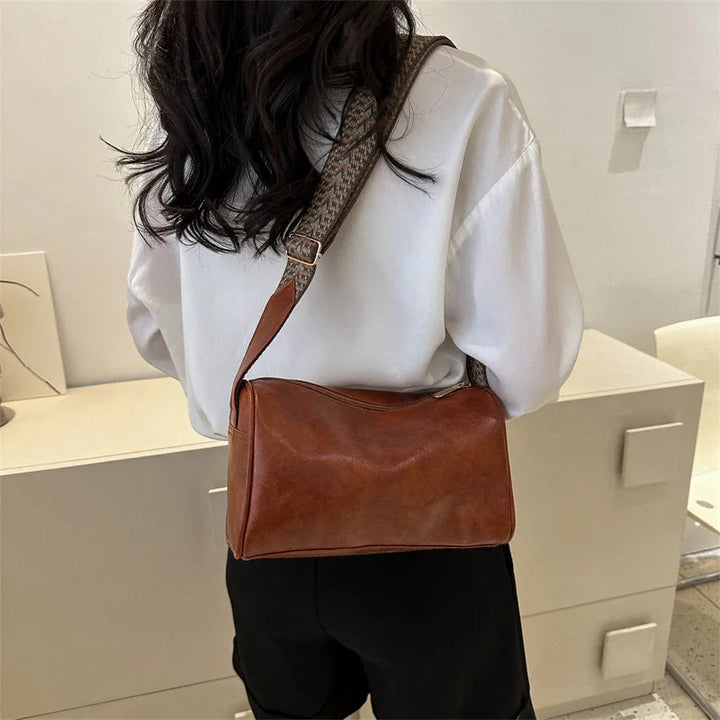 Bergfrid | Stylish Shoulder Bag with Modern Strap