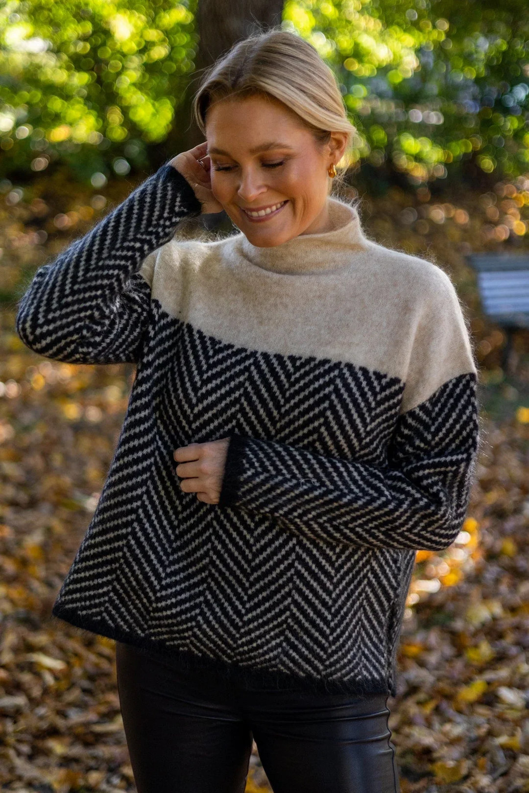 Maeve - Cozy Turtleneck Sweater