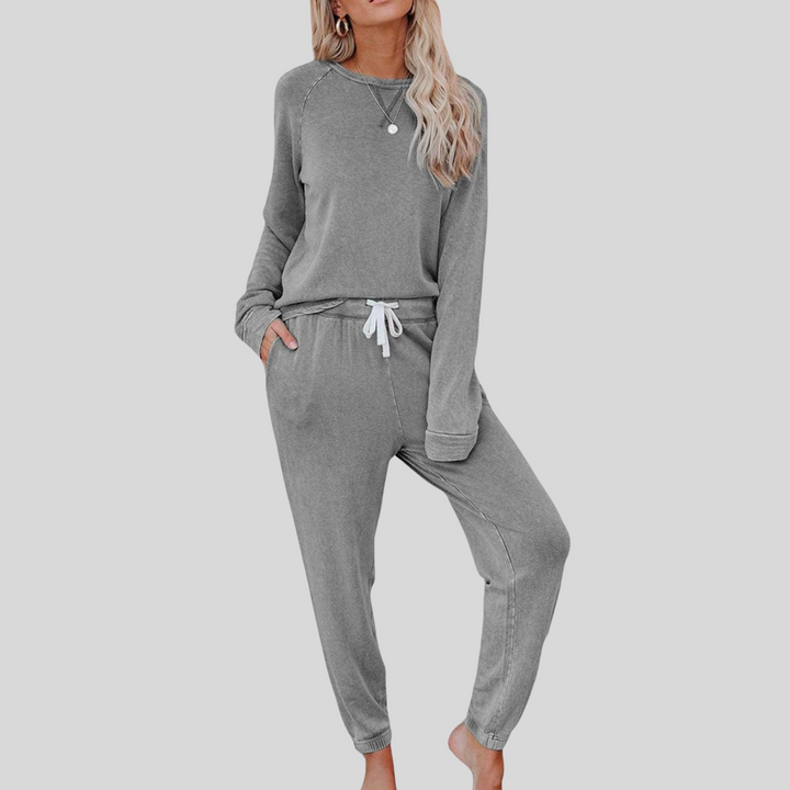 Josie™ - Casual Long-Sleeve and Sweatpants Set