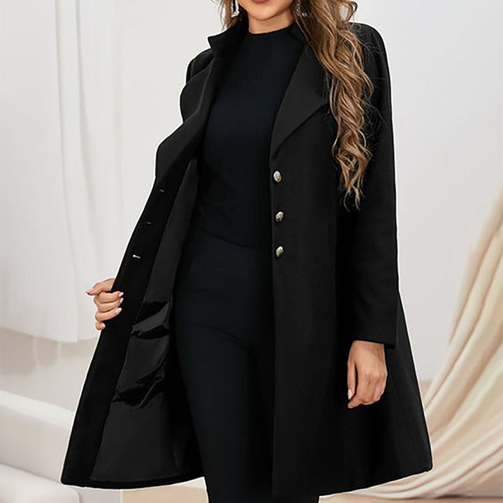 Hannah | Women's coat with buttons and long sleeves