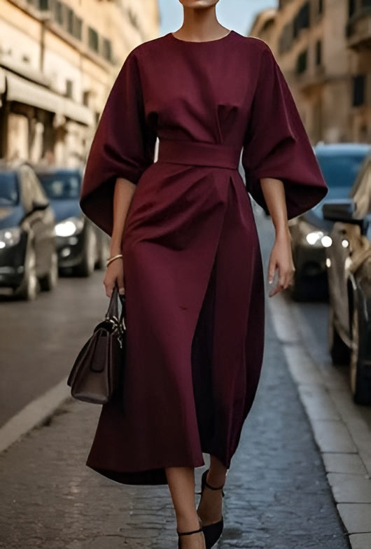 Lissey - Minimalist Luxury Belt Dress