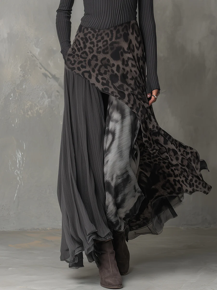 Maxi dress with gray stripes and leopard print, irregular hem