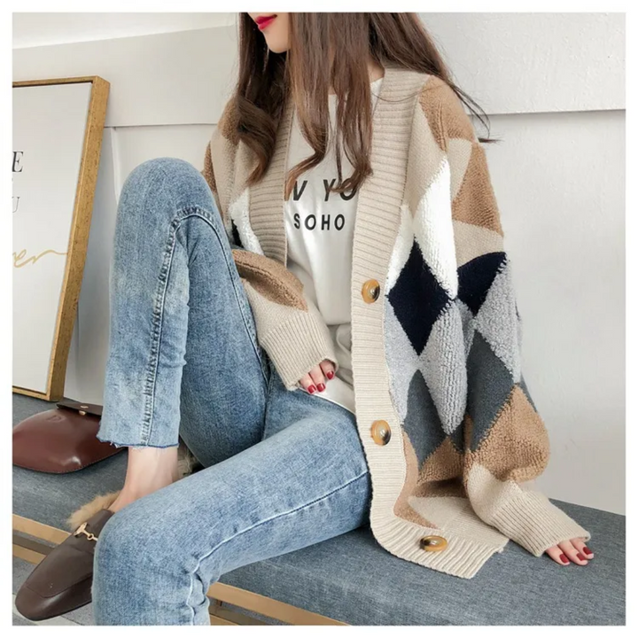 Women's cardigan with plaid pattern and V-neckline